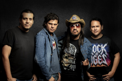 La banda Rock of Ages retorna esta noche al Teatro Centro de Arte.