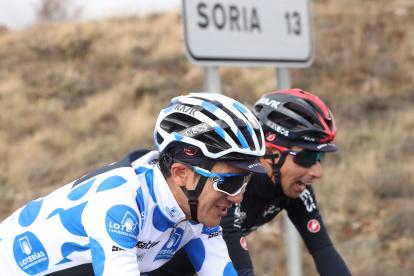 Carapaz (Ineos Grenadiers) junto su compañero, el colombiano Iván Ramiro Sosa durante la cuarta etapa de la Vuelta.