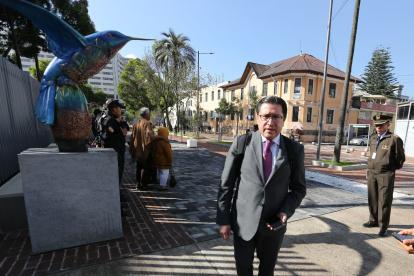 Defensa. Carlos Poveda es el abogado del dirigente indígena Leonidas Iza.