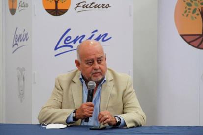 El titular de Finanzas lleva en el cargo un mes en reemplazo de Richard Martínez.