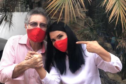 La pareja de esposos