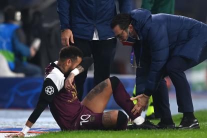 Neymar sufrió una lesión en la Liga de Campeones.