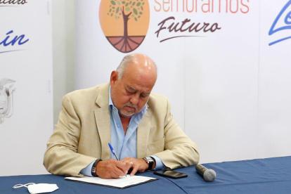 El ministro anunció el segundo préstamo del Banco Mundial.