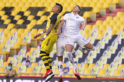 En los primeros 45 minutos, Barcelona gana a Liga de Quito 1-0.