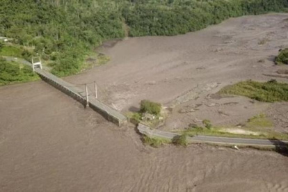El desbordamiento del río Upano, en junio  de este año, causó la destrucción de la carretera Maca-Puyo y afectó a varias poblaciones en la Amazonía.