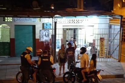 Uno de los operativos que la Policía Nacional está realizando en Guayaquil.