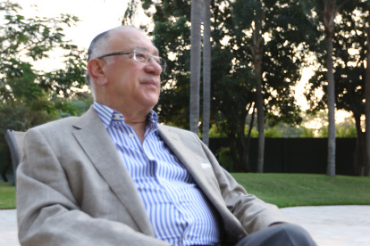 Amante de la antigüedades, disfruta más el tiempo de la negociación que