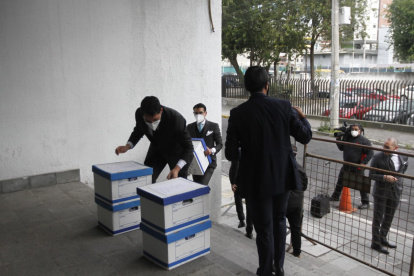 Expediente. La Fiscalía llevó a la Corte Nacional de Justicia el expediente del caso Hospital de Pedernales.