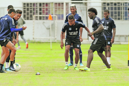 Emelec visita hoy los Reales Tamarindos de Portoviejo para medir a la Capira.