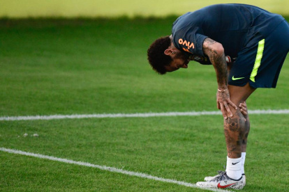 Los brasileños esperaron la recuperación de Neymar, pero esta no se dio.