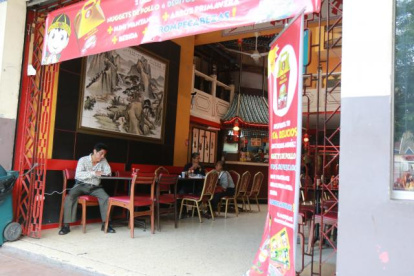 Los restaurantes de Guayaquil lucieron con pocos clientes el fin de semana.