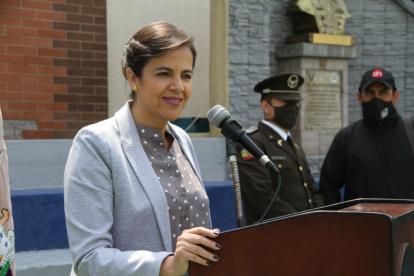 María Paula en su intervención en el acto de donación de canes.