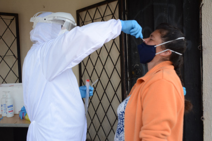 Pruebas. En ciudades comoQuito se realizan PCR puerta a puerta.

 Quito 24 de Septiembre de 2020 Agencia(ag-extra ag-expreso-ag-quito)