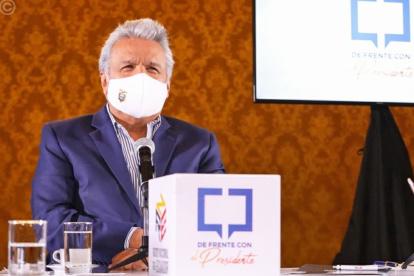 El presidente transmitió desde el palacio de Carondelet la segunda emisión del programa "De frente con el presidente".