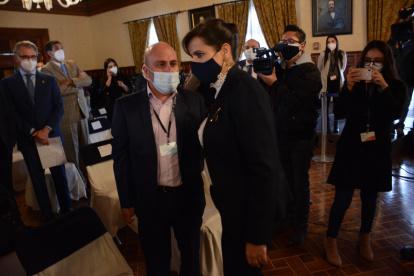 Como una “condecoración” calificó la exministra María Paula Romo los votos de algunos asambleístas por su censura y destitución.