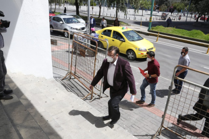 Acto. El exministro de Electricidad Alecksey Mosquera cumplió con las disculpas dispuestas en la sentencia.