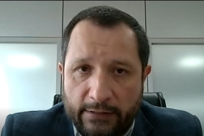 El viceministro de Finanzas, Fabián Carrillo, en rueda de prensa virtual este 27 de noviembre de 2020.