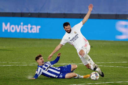 El Real Madrid tropezó en casa frente al Alavés.