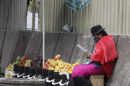 En Quito, apenas un tercio de la población se dedica al comercio de manera formal.
