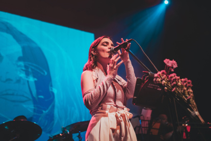 Ceci Juno es cantante, compositora y musicoterapueta.