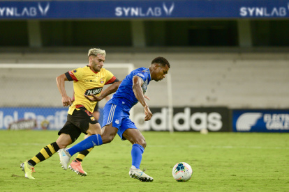 Emelec y Barcelona, junto a Guayaquil City, están en la pelea por la etapa.