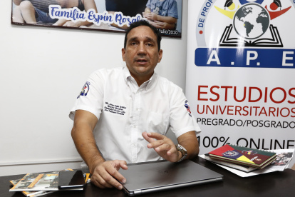 Arturo Espín Ordóñez, presidente de la Asociación de Profesores de Inglés del Ecuador..