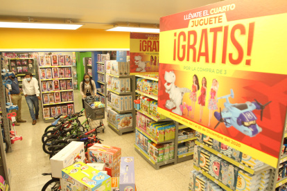 En Estuardo Sánchez optaron por entregar “el cuarto juguete gratis” y por aliarse con las tarjetas de crédito para dar facilidades de pago.