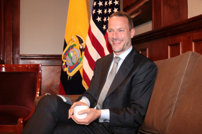 La semana pasada, representantes del Gobierno de Estados Unidos estuvieron de visita en Ecuador para firmar la primera etapa de un acuerdo comercial bilateral. En ese marco, el titular de la nueva Corporación Financiera Internacional para el Desarrollo evaluó la situación del Ecuador de cara a sus elecciones presidenciales.