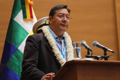 El presidente de Bolivia retoma sus labores, tras recuperase de una recaída en su salud.