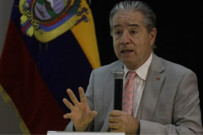 Juan Carlos Zevallos, ministro de Salud, dio detalles del proceso de vacunación contra el coronavirus en Ecuador.