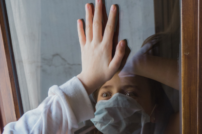 Las actividades comerciales minoristas también están cerradas, excepto alimentación y farmacias.