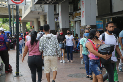 El Gobierno anunció nuevas medidas ante nueva cepa de covid y las aglomeraciones por las festividades navideñas.