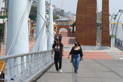 El malecón 2000 es uno de los que se cierran al público hoy.