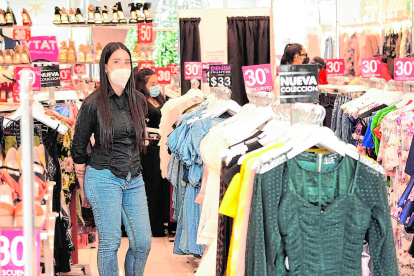 Los compradores de América Latina buscan cuidar sus bolsillos en 2020 más que en años pasados.


Gustavo Guaman. Quito 26 de Noviembre de 2020 Agencia(ag-extra ag-expreso-ag-quito)