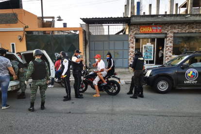 Control. Tres operativos se cumplieron el pasado domingo en Durán.