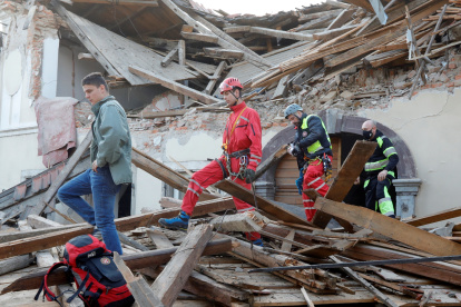 Terremoto en Croacia deja seis fallecido y decenas de viviendas destruidas.