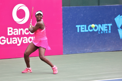 La tenista de 18 años participó en el  Abierto Nacional y mostró que continúa en muy buen nivel. Espera el circuito profesional.