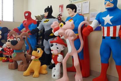 En Guayaquil puedes comprar monigiotes pero no puedes quemarlos.