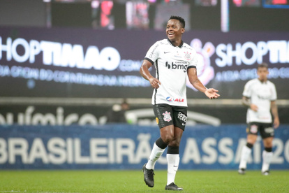 Juan Cazares es considerado como uno de los futbolistas más talentosos del país. Los escándalos lo privan de llegar más lejos.