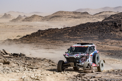 El piloto ecuatoriano Sebastián Guayasamín tuvo problemas en la tercera etapa del rally Dakar.