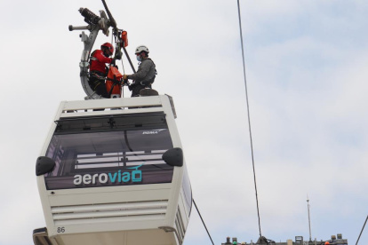 Un convenio entre la Aerovía y la institución bomberil garantiza la atención de emergencias en el Sistema Aerosuspendido de Transporte de Guayaquil
