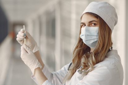 La Sputnik V mostró una eficacia del 91,4 % en el último control efectuado en la tercera fase de los ensayos clínicos.