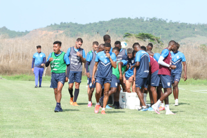 La pretemporada de 9 de Octubre inició el pasado lunes 4 de enero.