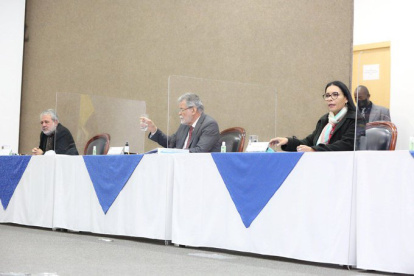 Los consejeros electorales calificaron como "muy duro" el fallo emitido por el juez Ángel Torres.