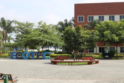 Ecotec está en el top #5 de las universidades más sustentables del Ecuador