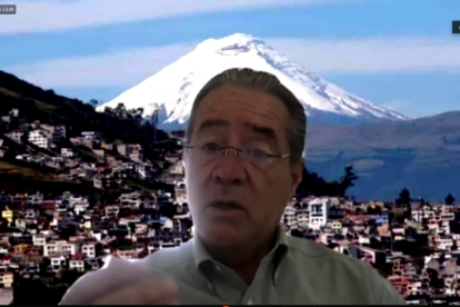 El ministro Juan Carlos Zevallos en rueda de prensa.