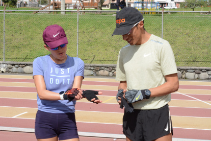 Glenda Morejón en los 20 km marcha, y Andrés Chocho, en los 20 y 50 km, son dos de los 4 marchistas clasificados hasta el momento a Tokio.