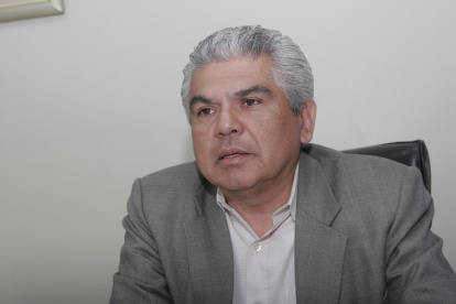 Roberto Briones Jiménez, catedrático y experto en educación.
