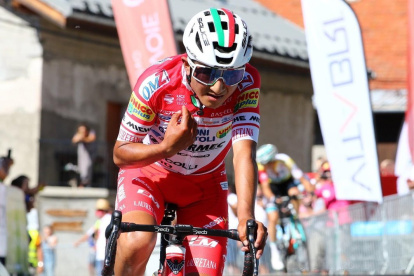 Alexander Cepeda no competirá en la Vuelta a Táchira tras dar positivo a COVID-19.