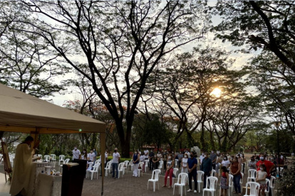 En el santuario se ofician las misas siguiendo las medidas de bioseguridad.